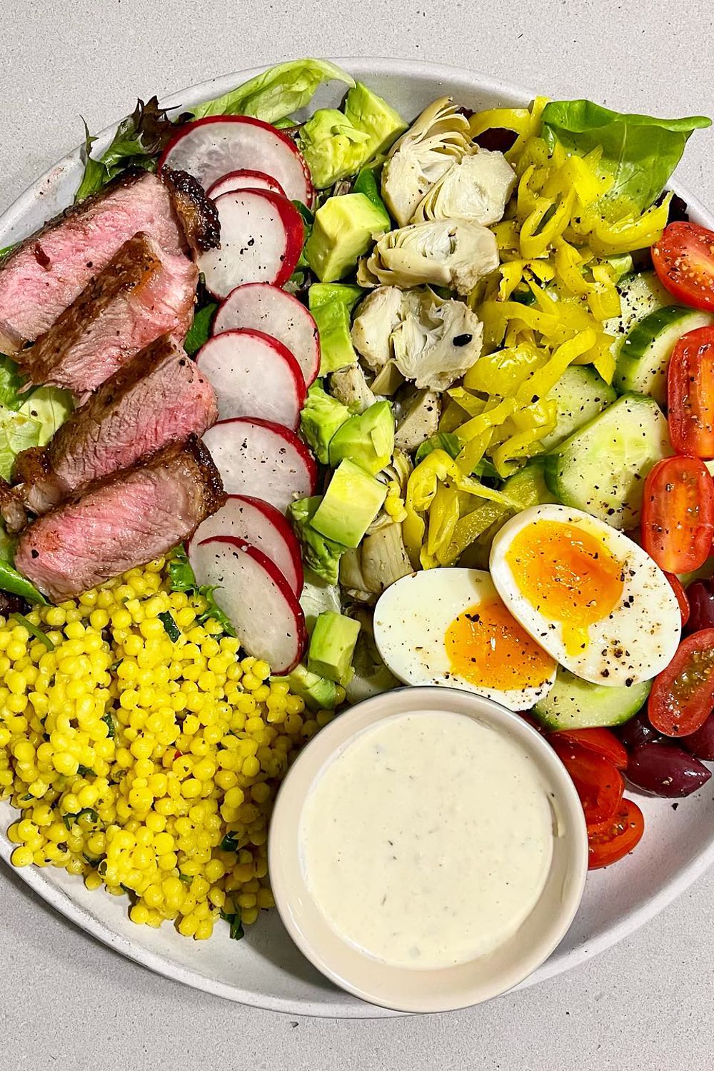 Pepper Steak Salad with Horseradish Dressing